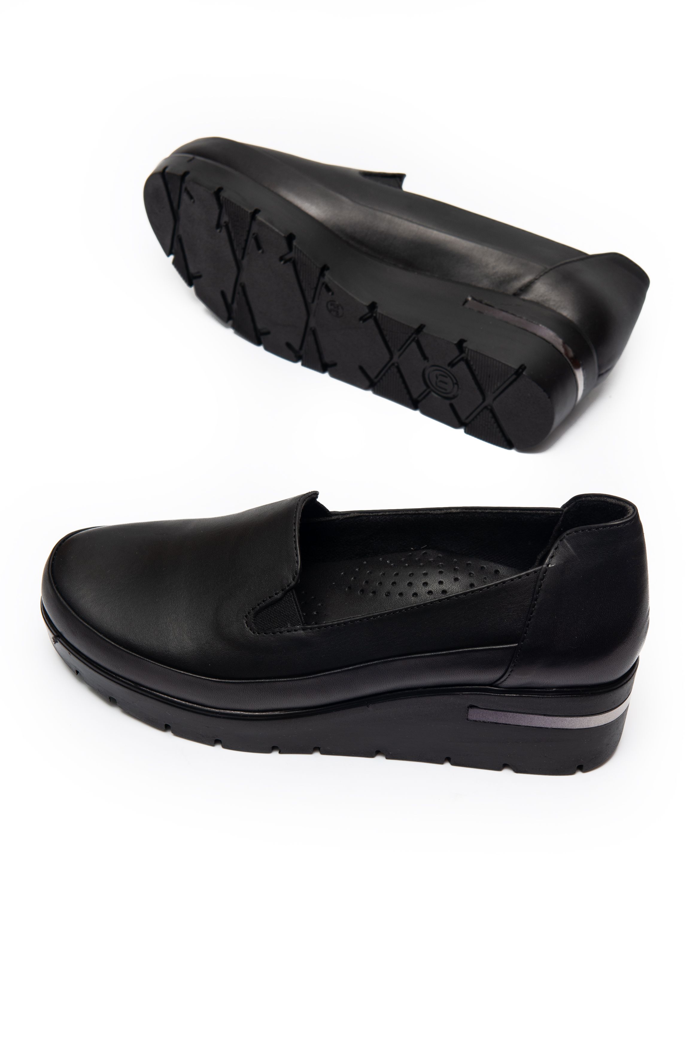 Туфли женские MD 00758 Черные