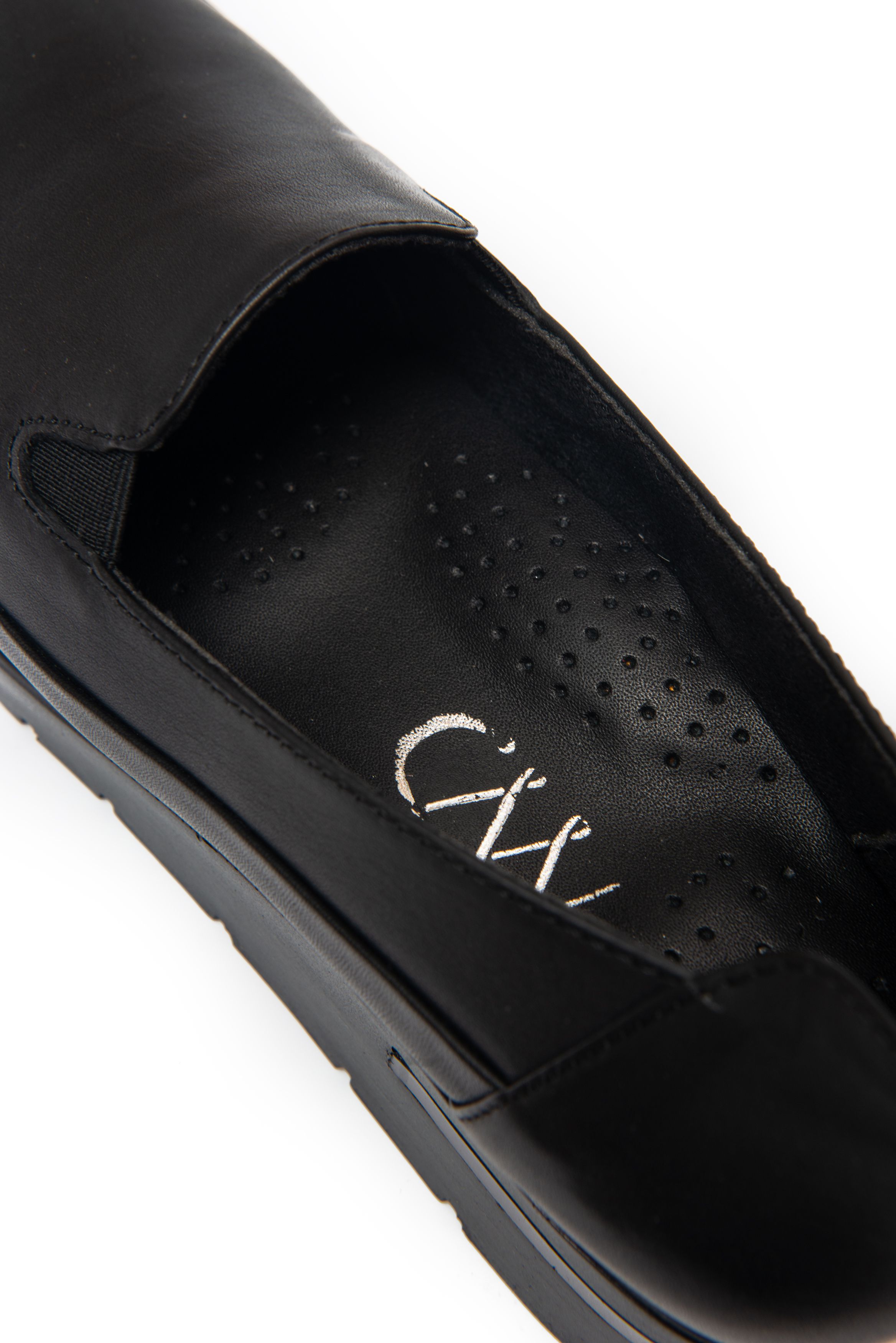 Туфли женские MD 00758 Черные