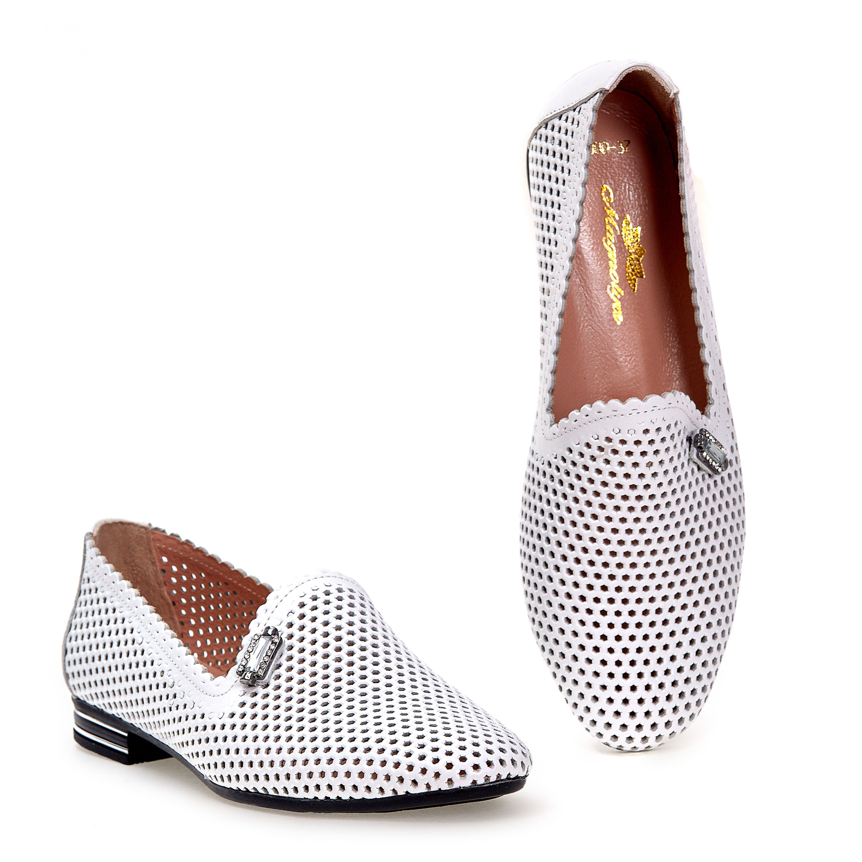 Лоферы Magnolya 01099 Белые