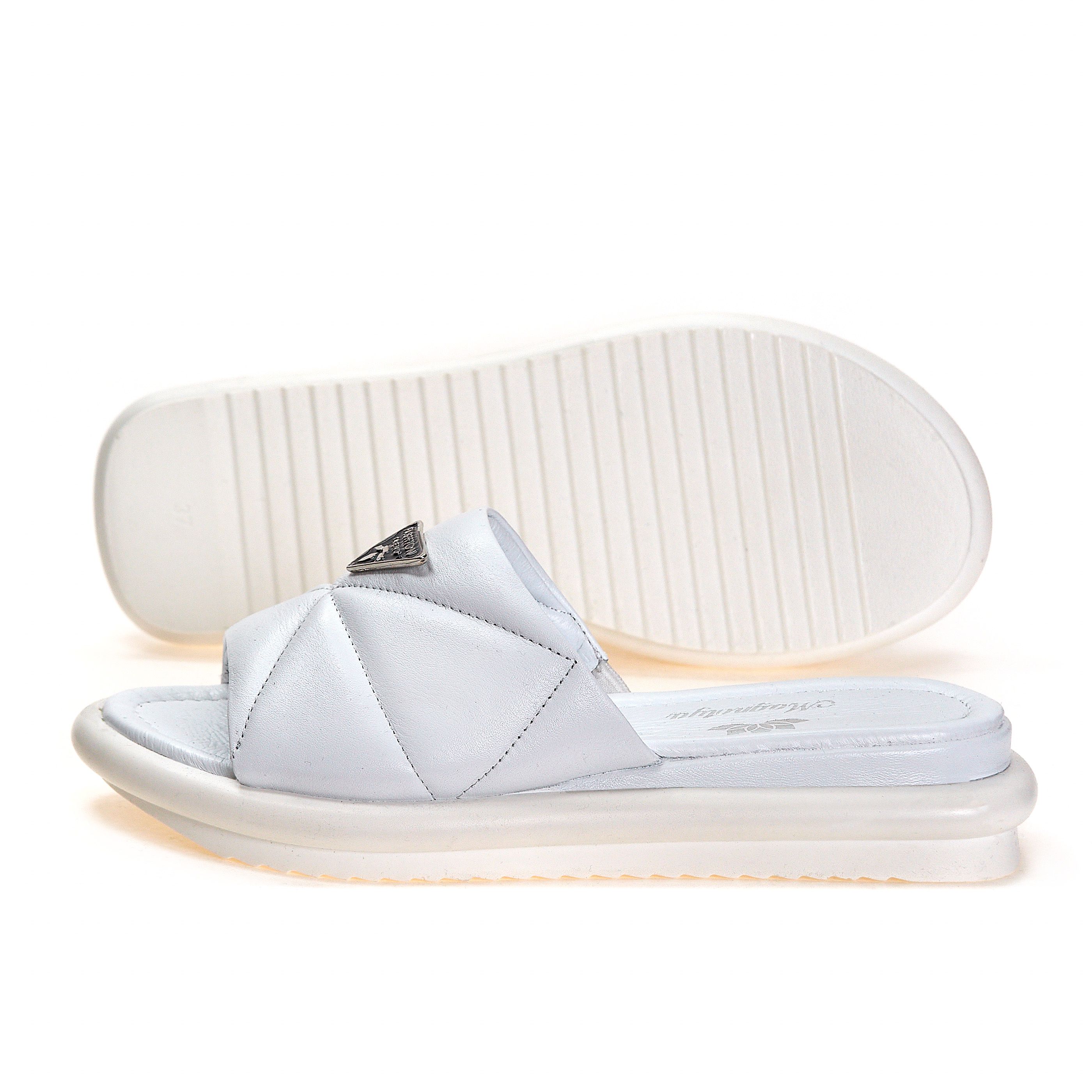 Шлепанцы Magnolya 01149 Белые